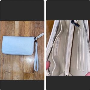 Universal Thread - Wristlet Wallet